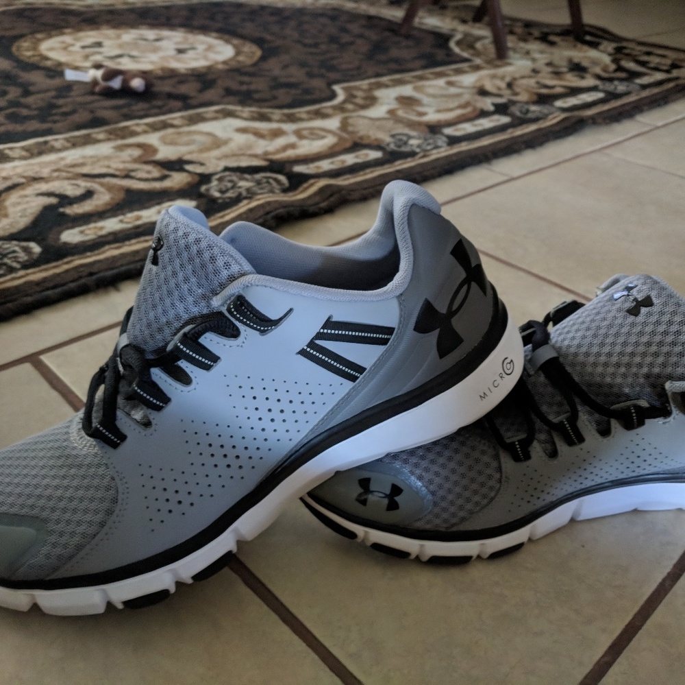 Under armour running/training 👟